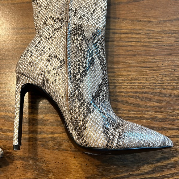 House of CB Snakeskin Pattern Over-the-Knee Boots - Picture 5 of 16